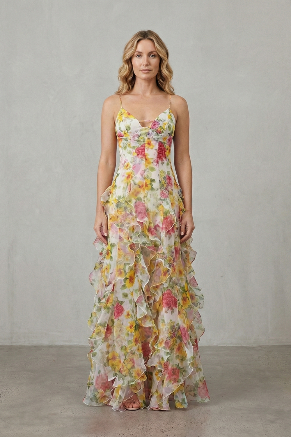 Fiorella – Aquarellblüten-Fluss – Maxikleid aus gerafftem Chiffon