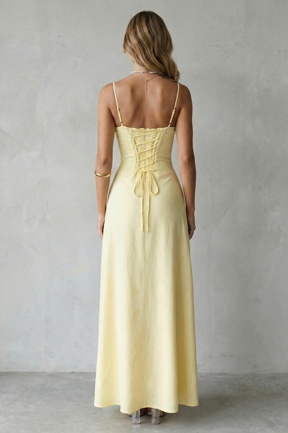 Selena – Soft corset charm – Sleeveless flowing maxi dress