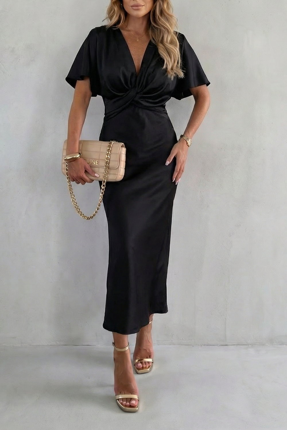 Satinéa – Eleganz mit Knotendetail an der Taille – Midikleid
