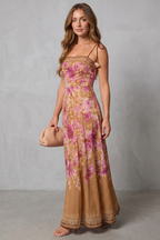 Floréline – Blumige Eleganz mit Karree-Ausschnitt – Maxikleid
