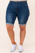 Full Bloom Shorts, Medium Waschung
