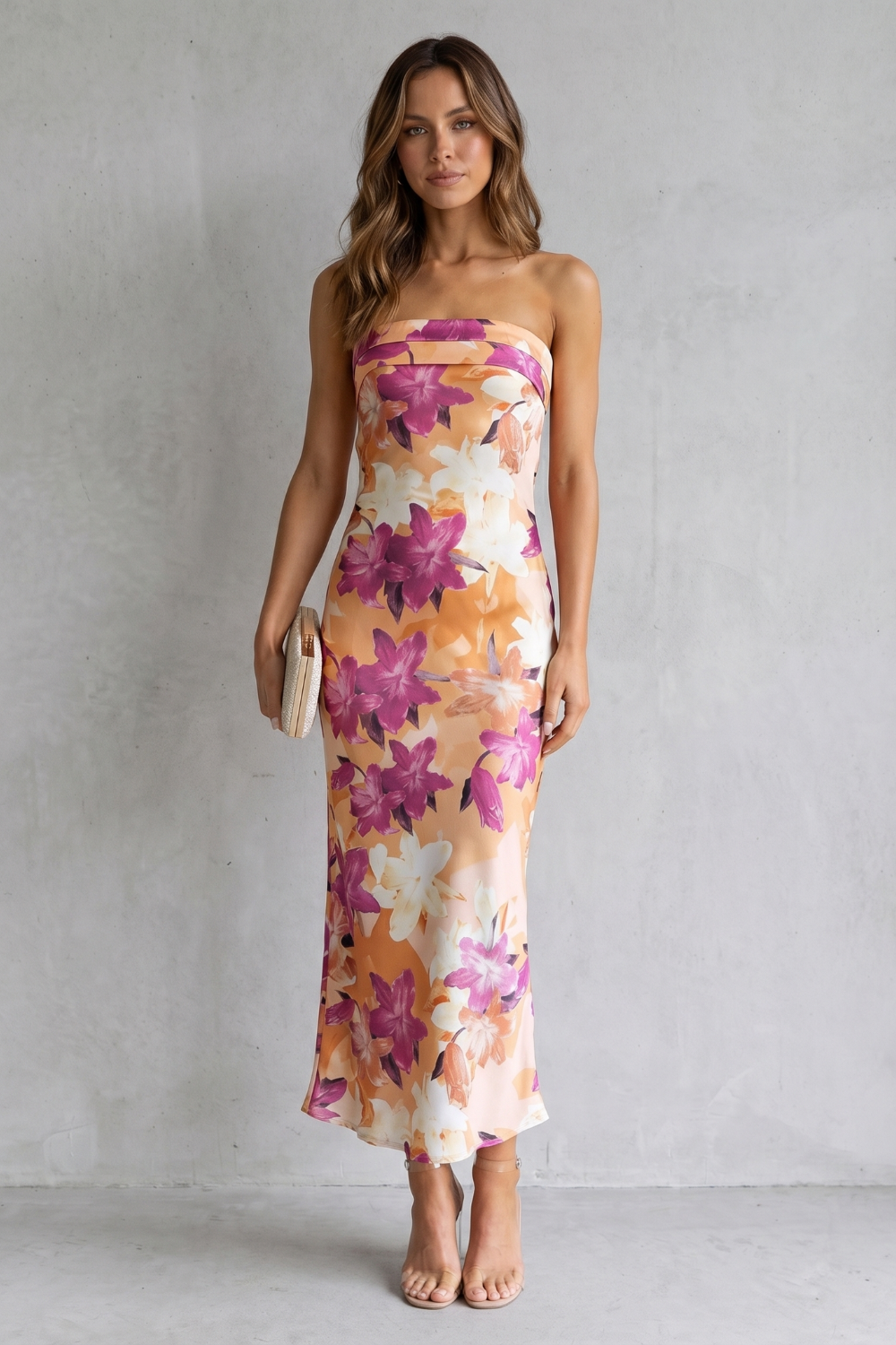 Linneva – Trägerlose florale Eleganz – Maxikleid