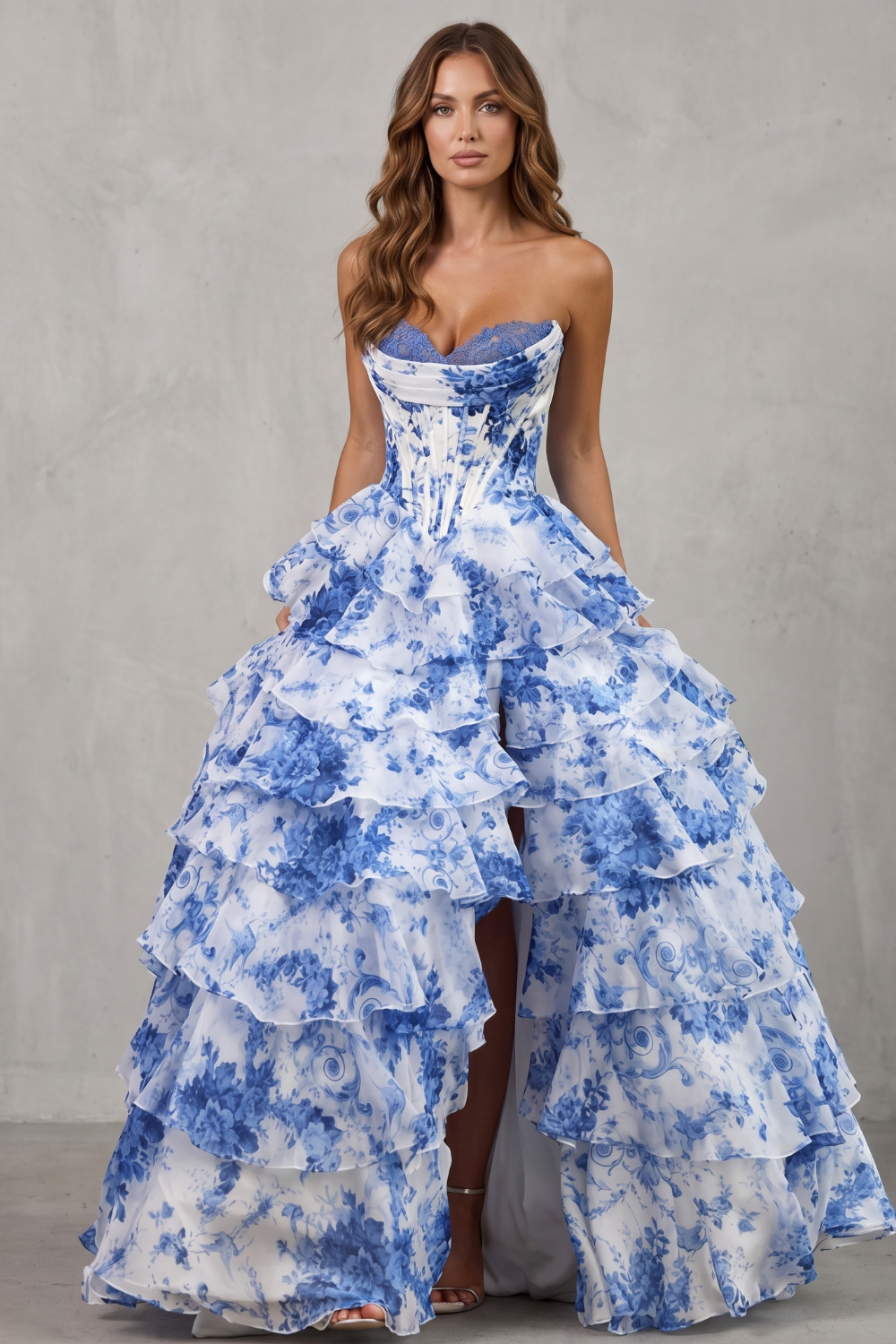 Fleurienne – Mehrlagige Blumen-Couture – Maxikleid