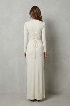Veneta – Skulptierter Seitendrapée – Maxi-Kleid mit langen Ärmeln