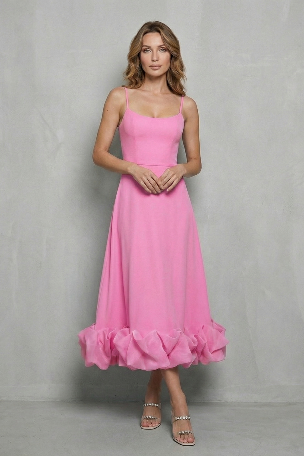 Elowenne – Romantisches Kleid mit Rüschensaum – Ärmelloses Midikleid