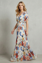 Floravienne – Plissierte florale Eleganz – Maxikleid