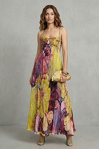 Lunézia – Aquarell-Blumenfalten – Fließendes Maxikleid