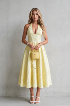 Rosalune – Trägerkleid mit floraler Eleganz – Midikleid