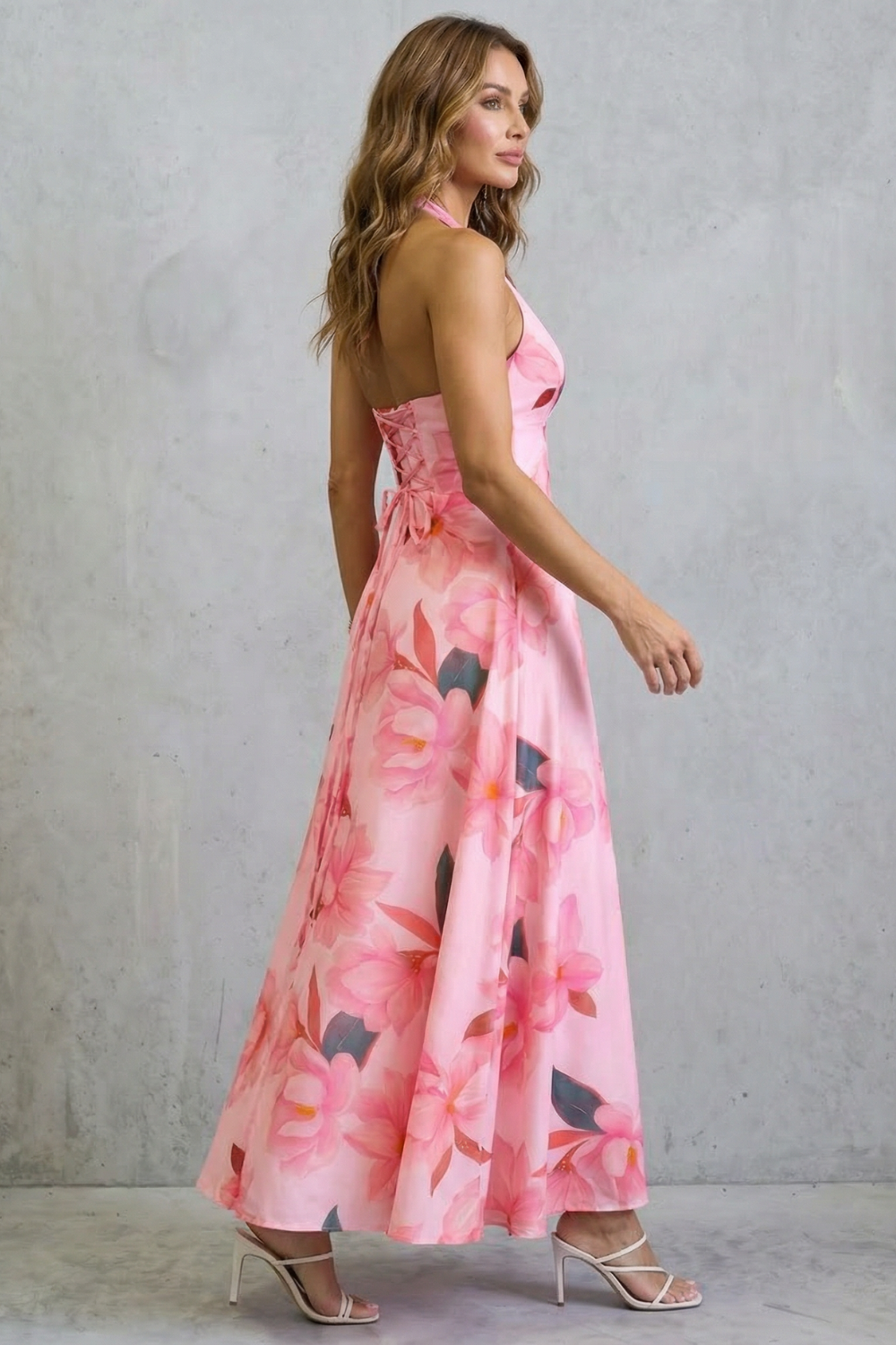 Florévia – Rückenfreie florale Eleganz – Maxikleid