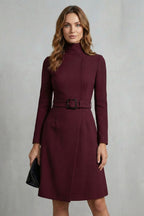 Nivara – Asymmetrischer Gürtel an der Taille – Midi-Kleid in A-Linie