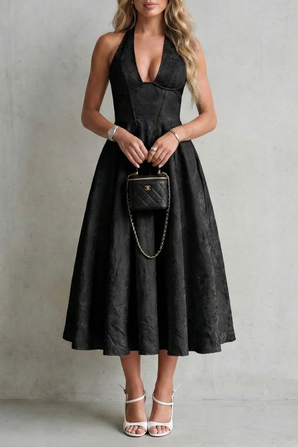 Rosalune – Trägerkleid mit floraler Eleganz – Midikleid