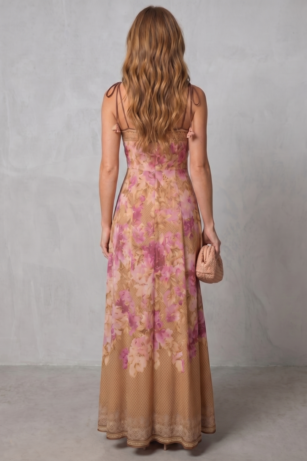Floréline – Blumige Eleganz mit Karree-Ausschnitt – Maxikleid