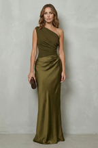 Velmoura – Asymmetrische Satindrapierung – Abendkleid
