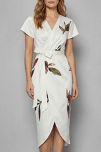 Lioravelle – Mühelose Wickelsilhouette – Midikleid