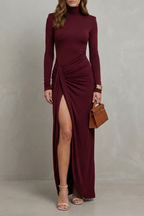 Vanessa – Kleid mit Raffung an der Taille und hohem Schlitz – Sophisticated Evening Glamour