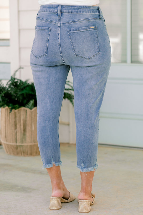 Better Than Ever Capris, Light Wash