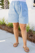 Boardwalk Bliss Shorts, Hellblauer Denim