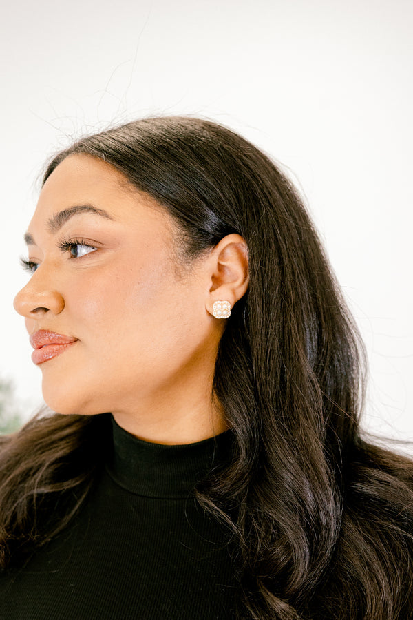 Comes Back Around Earrings, Pearl