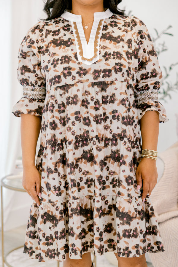 Kleid "Sich wie sie selbst fühlen", Taupe