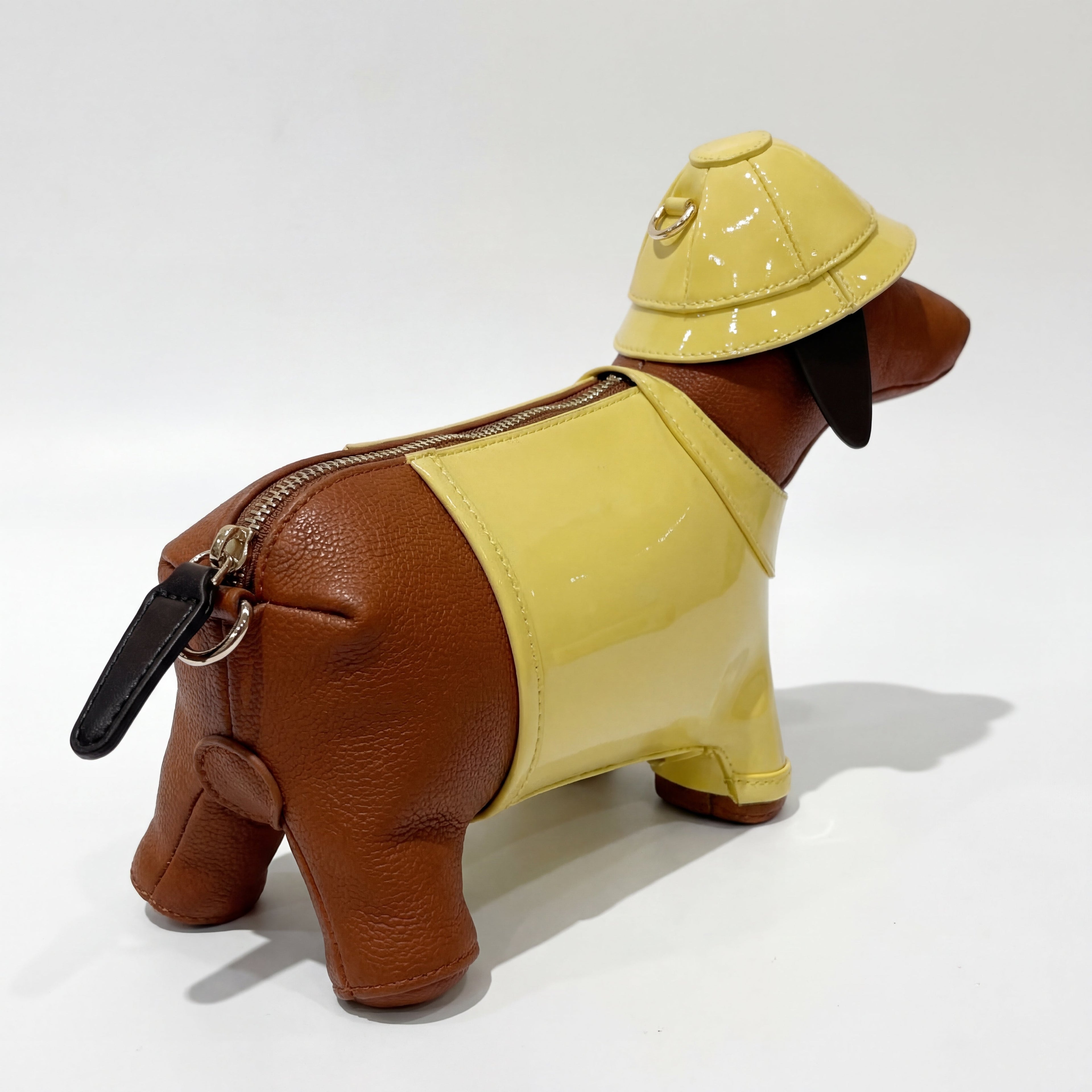 Dackel-Safari-Tasche aus veganem Leder
