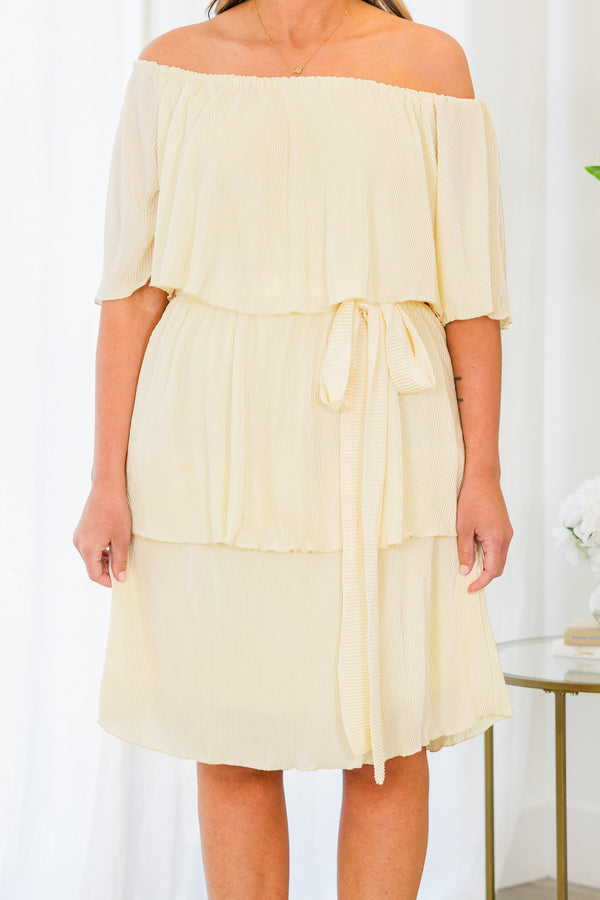 Not Through With You Kleid, Creme
