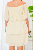 Not Through With You Kleid, Creme