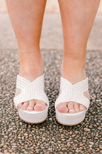 Nichts mehr Wedges, Elfenbein