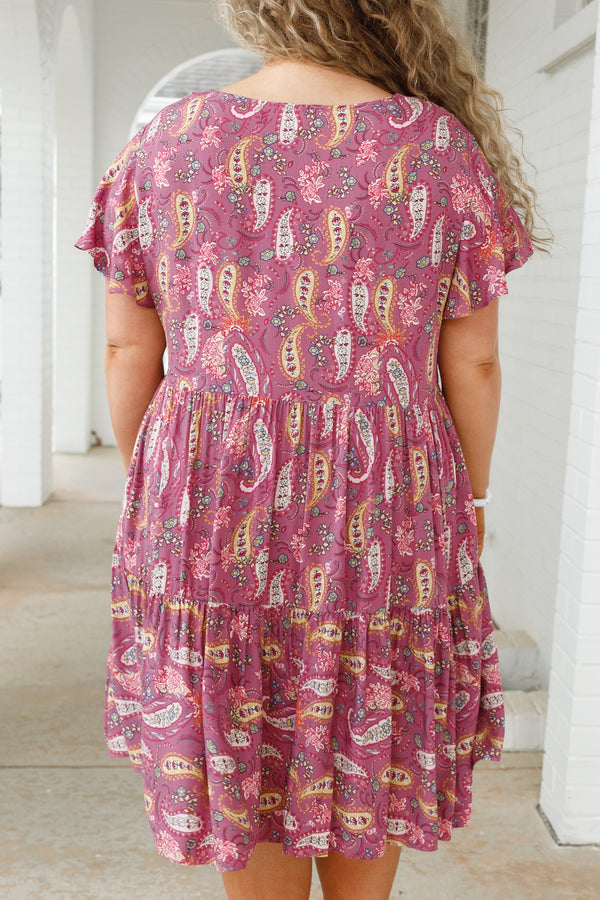 Oops Ein Paisley-Kleid, Pflaume