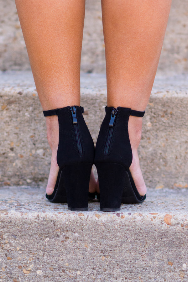 Sights in the City Heels, Black