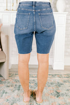 Summer Picnics Shorts, Medium Wash