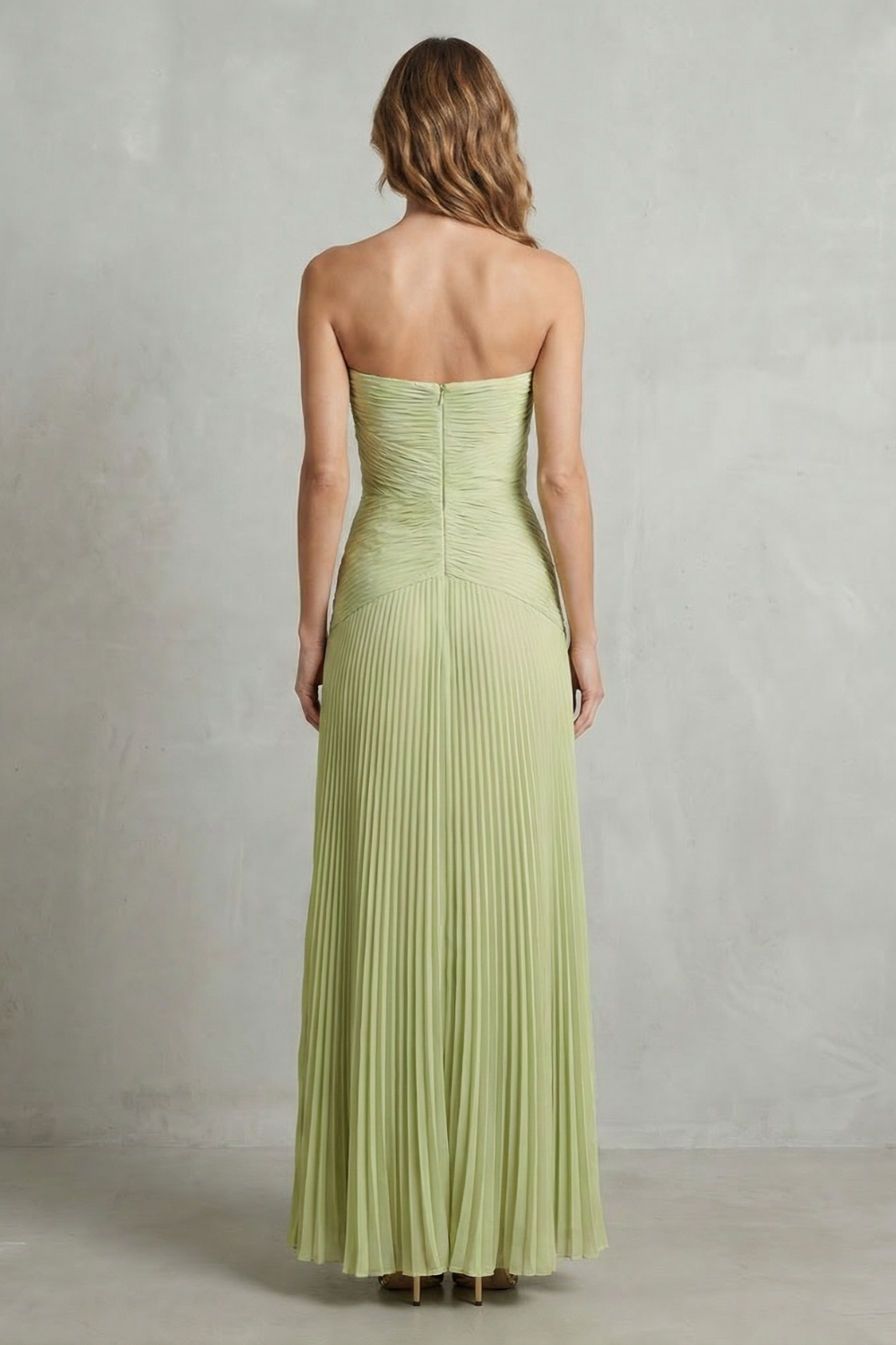 Skyelle – Plissierte trägerlose Eleganz – Maxikleid