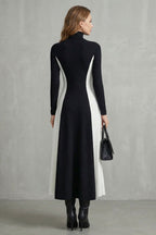 Mariveille – Geformter Kontrastfluss – Rollkragenkleid