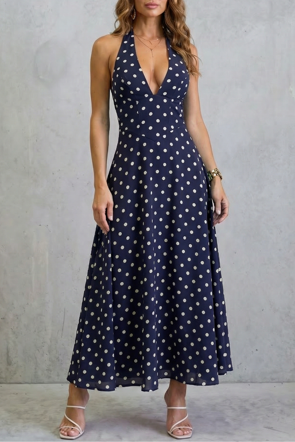 Florévia – Rückenfreie florale Eleganz – Maxikleid