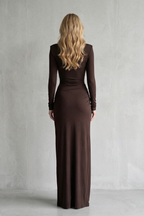Noctavelle – Sculpted knot detail – High slit maxi dress