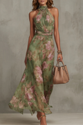 Floréa – Romantische, blumige Neckholder-Silhouette – Maxikleid