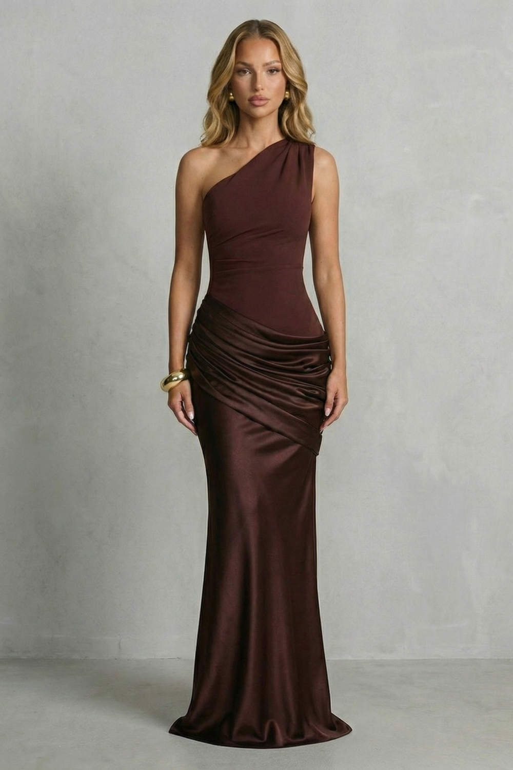 Seraphielle – Satin-drapierte Eleganz – Maxikleid mit One-Shoulder-Träger