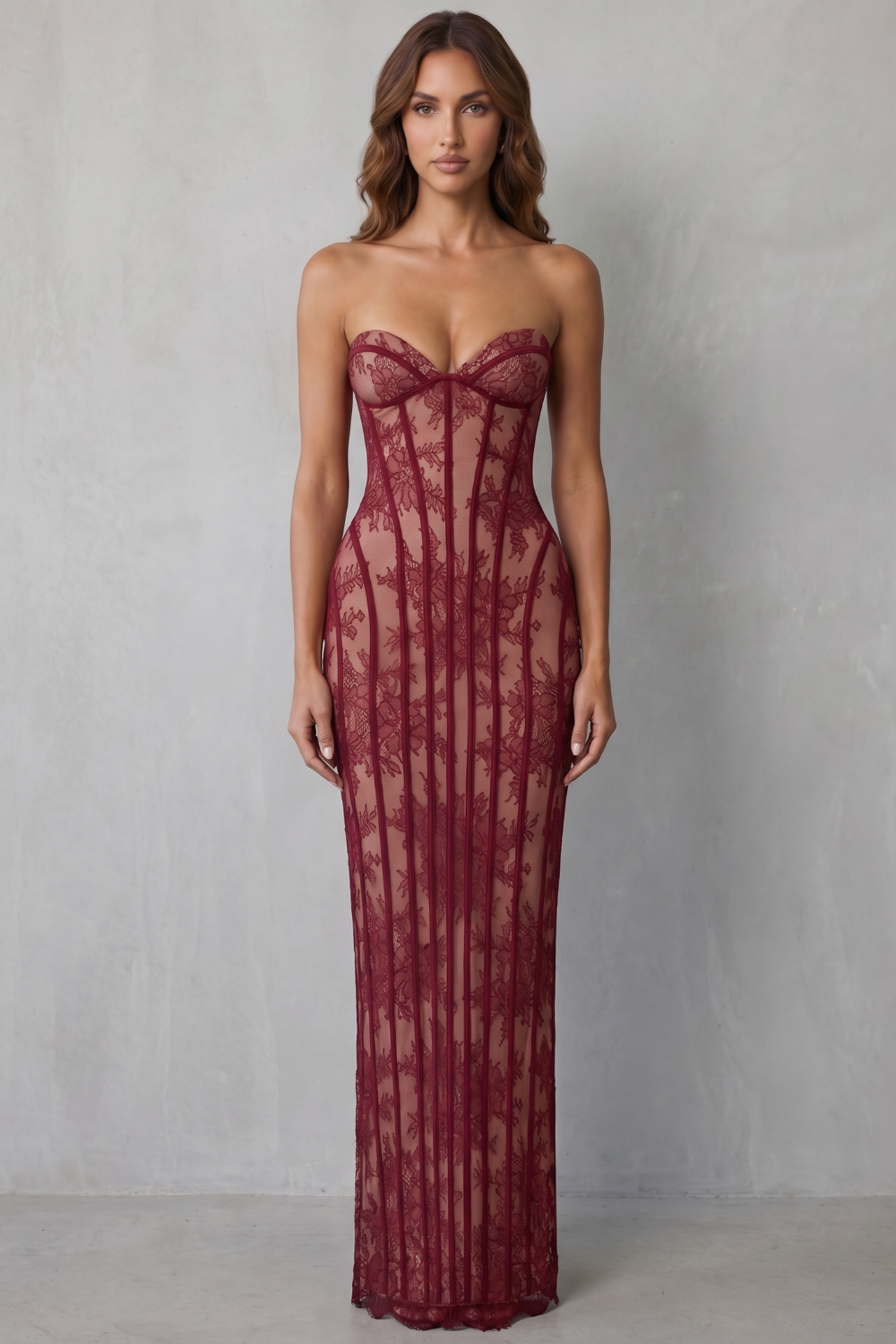 Sirelle – Modellierte Spitzen-Verführung – Maxikleid